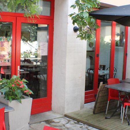 Hôtel Les Vignes Rouges Ispagnac Exterior foto