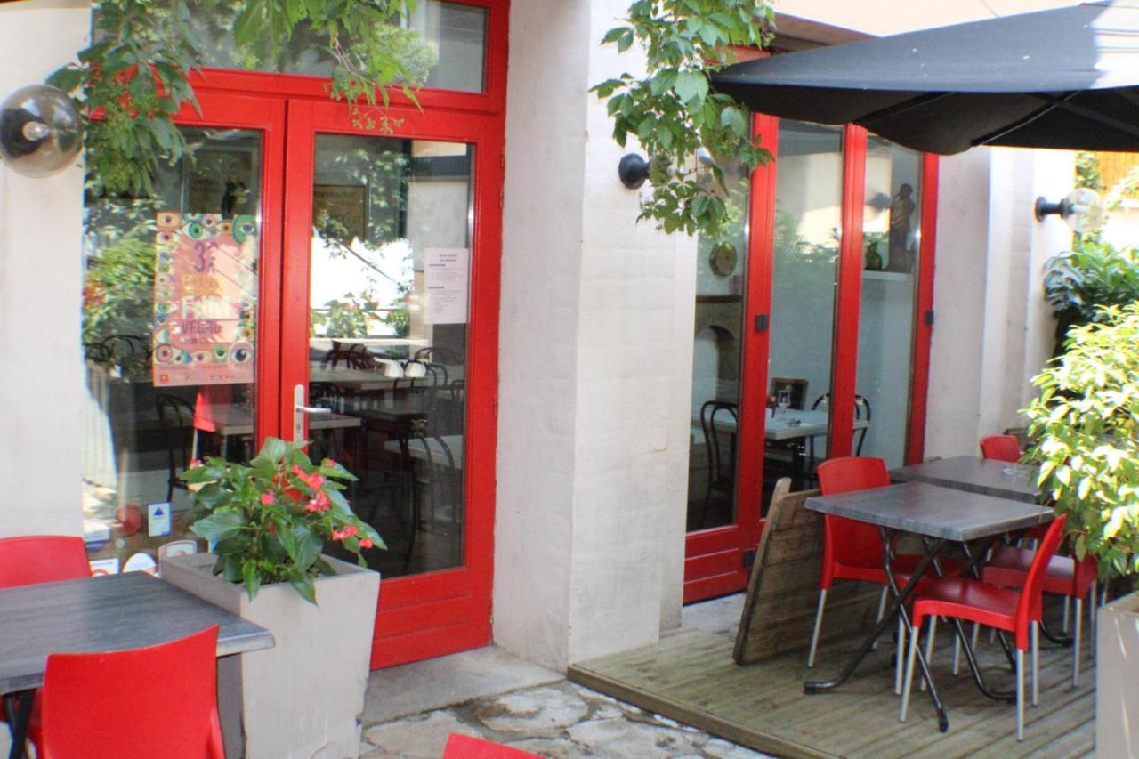 Hôtel Les Vignes Rouges Ispagnac Exterior foto